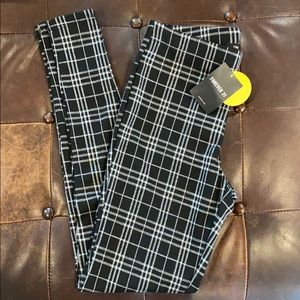*3 for $20* — Plaid leggings